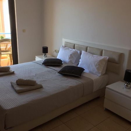 Sea And Sky Apartments Sarandë Pokoj fotografie